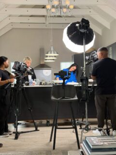 Vanaand op Kwêla kuier ek en Kayla saam met Terese.
19:00
DSTV 144
