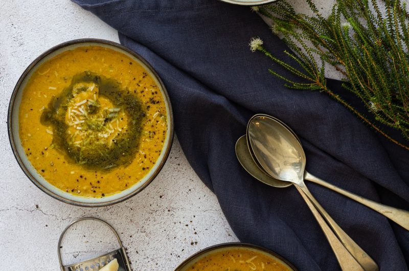 Golden Soup with pesto & parmesan (Antioxidant Bomb)